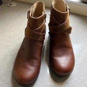 Alegría Eva Nappa boots in EUC